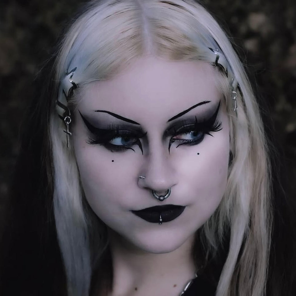 Vampire Skin Liquid Foundation - Lifeless White