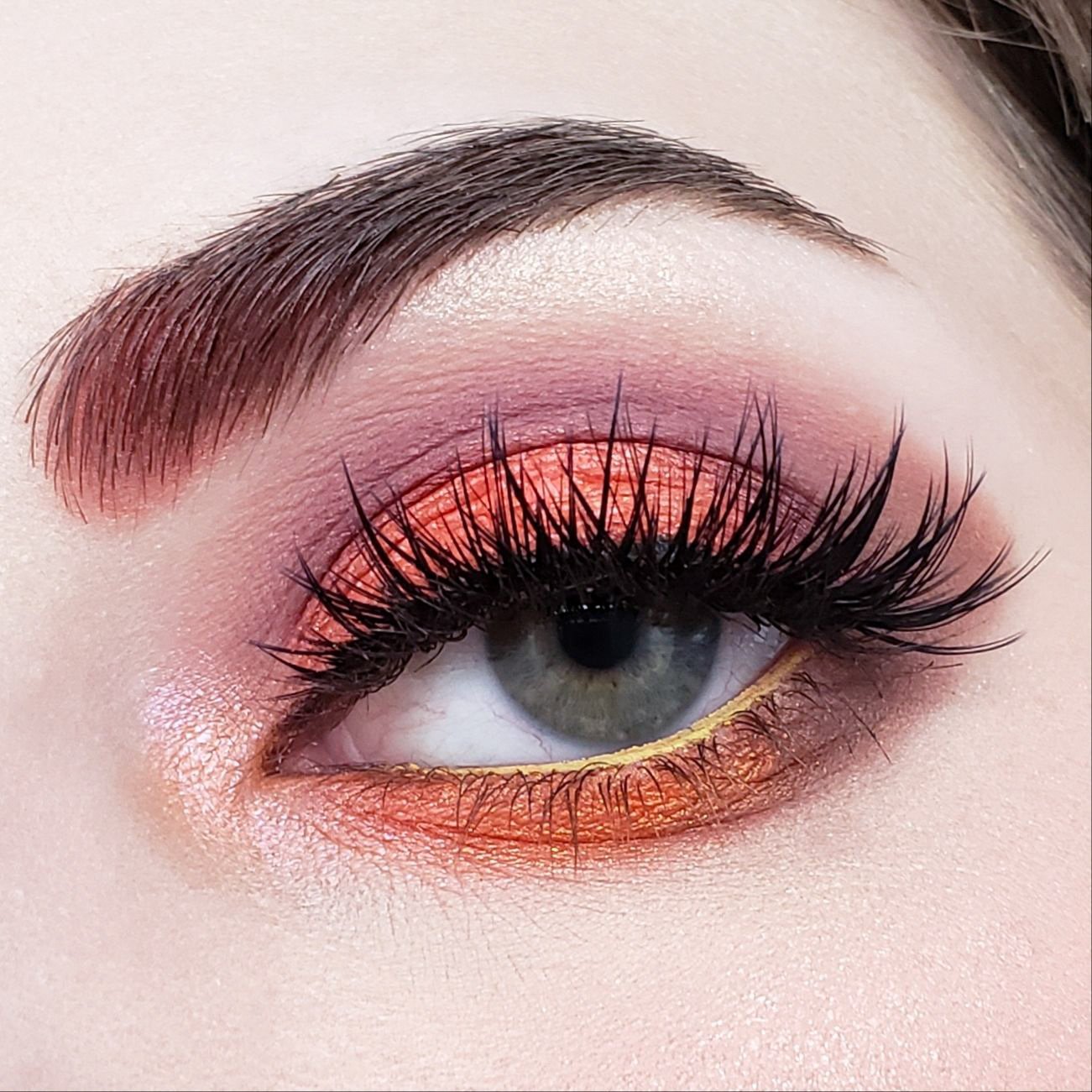 GOLDEN PEACH EYESHADOW PALETTE CP15