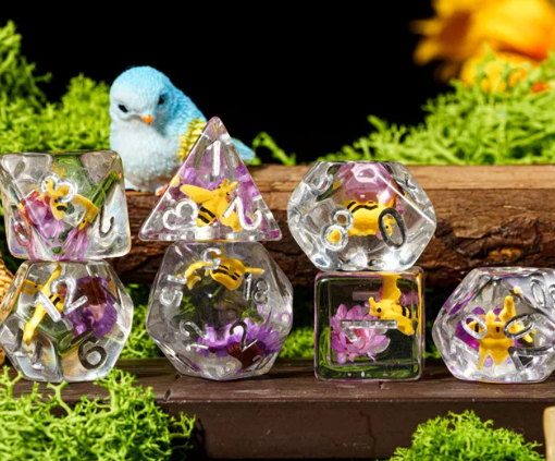 Bees Dice 7-Dice Set Pink w/ Yellow Bee Inside Dnd Dice Set